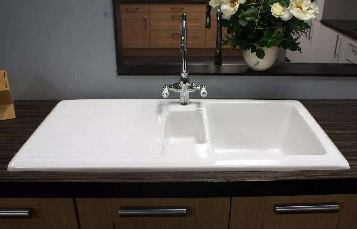 Ceramic 1.5 Bowl Kitchen Sink with Waste by Rak Royalcart