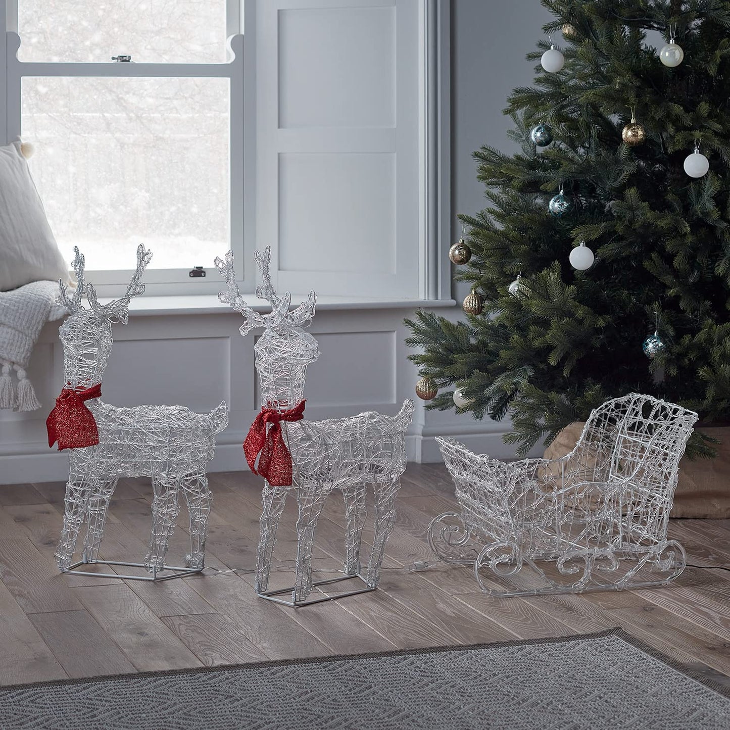Christmas Battery Operated Figure Light Up Acrylic Reindeer & Sleigh Garden Decoration with LEDs