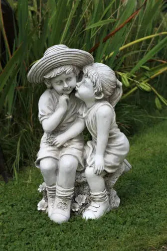 Garden Ornaments Boy & Girl Loving Kissing Cherub Statue Decor Beige Grey Large Royalcart