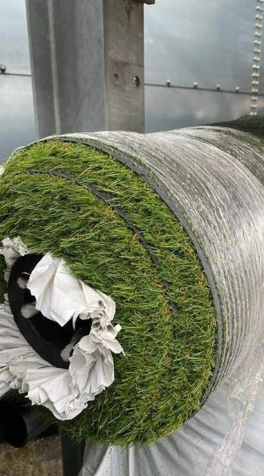 40mm Premium Artificial Grass Realistic Fake Lawn Pet Friendly Turf 2 piece of 5x5m