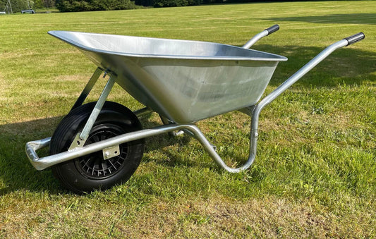 110 litre Hay/ Yard Equestrian Puncture Proof wheelbarrow Green / Black