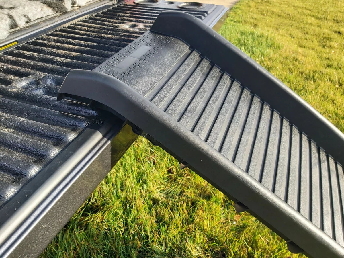 Dog Boot Ramp Travel Folding Dog Transport Lightweight Car Ramp Bi-Fold 156x40cm