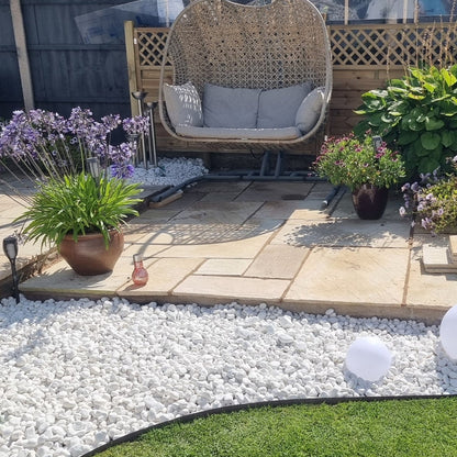 Polar White Pebbles 40-60mm