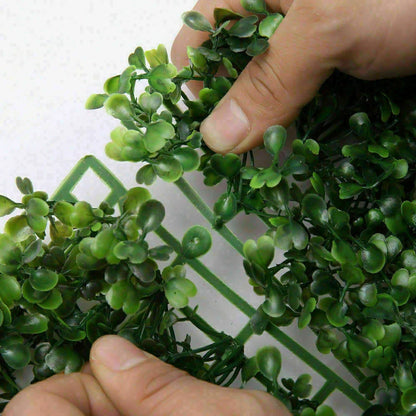 25X Artificial Plant Fence Greenery Wall Hedge Grass Mat Foliage Screen Panels UK