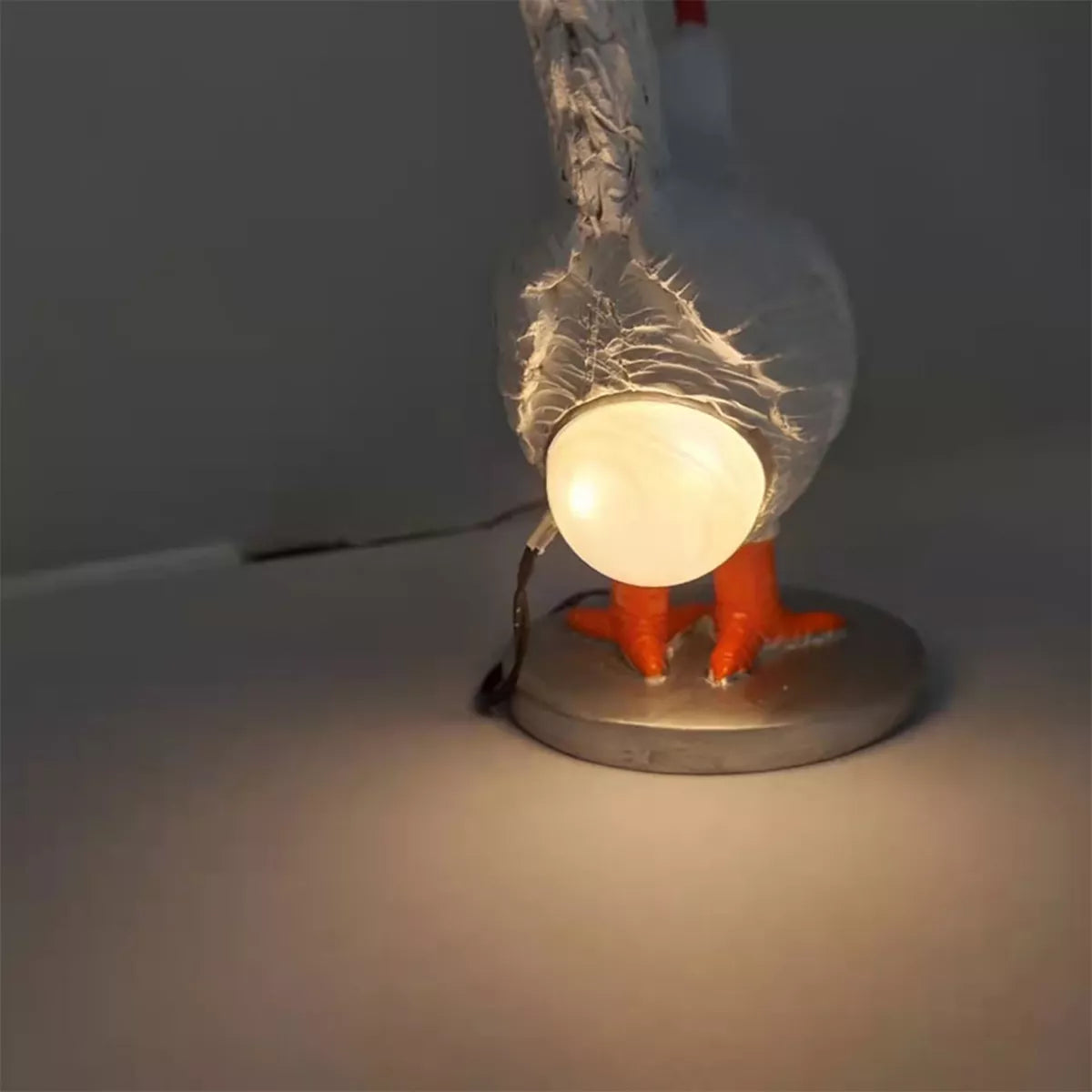 USB Chicken Desk Lamp Simulation Resin Hens Lay Eggs Lamps Funny Home Decoration
