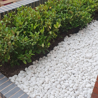 Polar White Pebbles 40-60mm