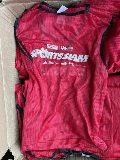 x10 Sports Slam Youth Bibs, Childrens Red Sports Bibs  / Vests / Team Activity