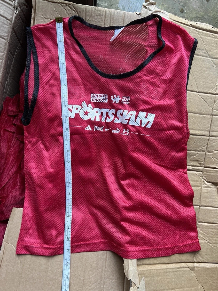 x10 Sports Slam Youth Bibs, Childrens Red Sports Bibs  / Vests / Team Activity