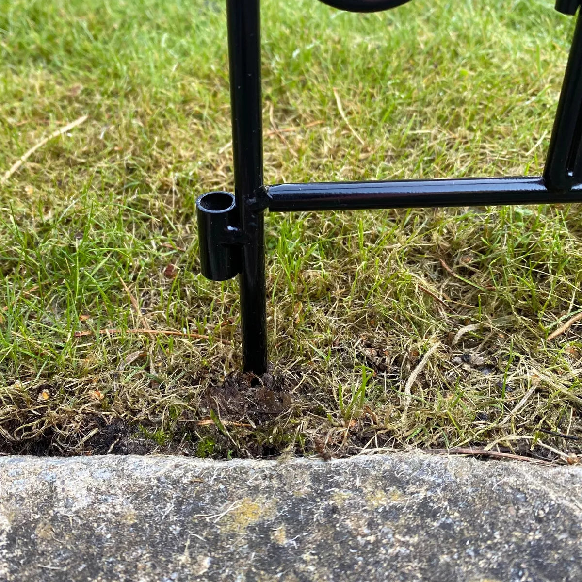 5 x Metal Garden Lawn Edging Path Flower Bed Border Fence Panels (45cm x 41cm)