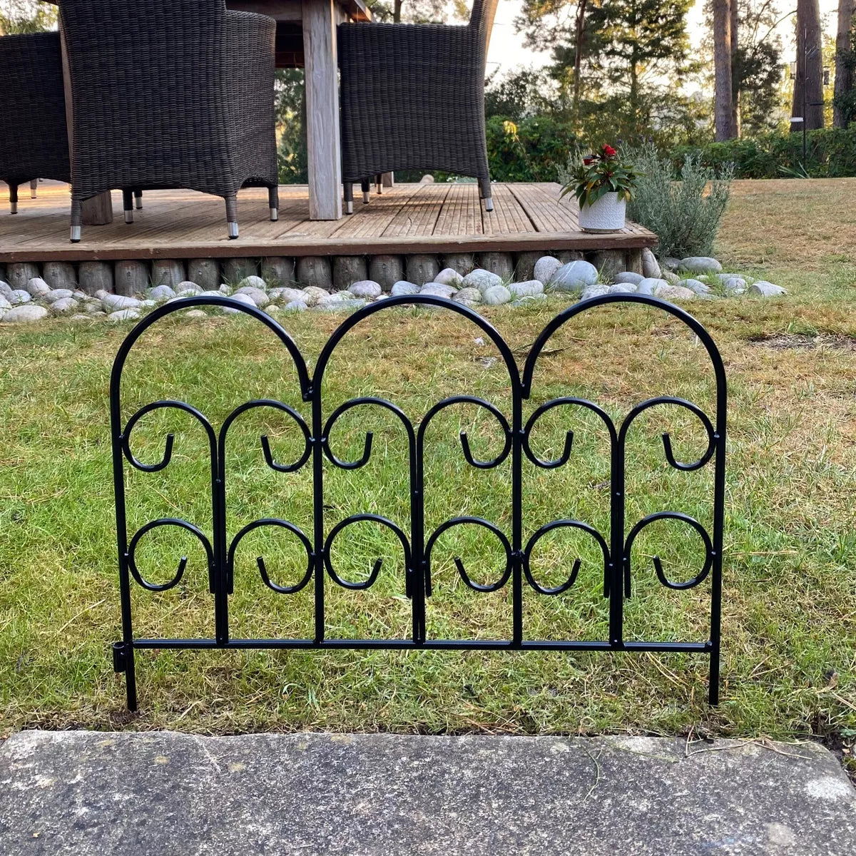 5 x Metal Garden Lawn Edging Path Flower Bed Border Fence Panels (45cm x 41cm)