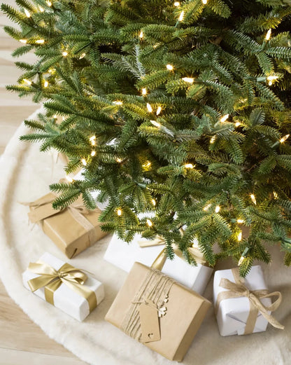 6ft Christmas Prelit Balsam Fir Christmas Tree with 500 Chasing Warm LED Lights